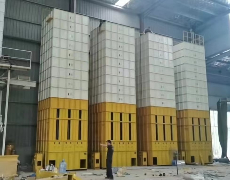 Large Capacity Corn And Soybean Drying Grain Dryer Machine For Biomass